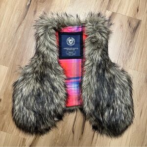 American Eagle Red and Blue faux Plaid Vest